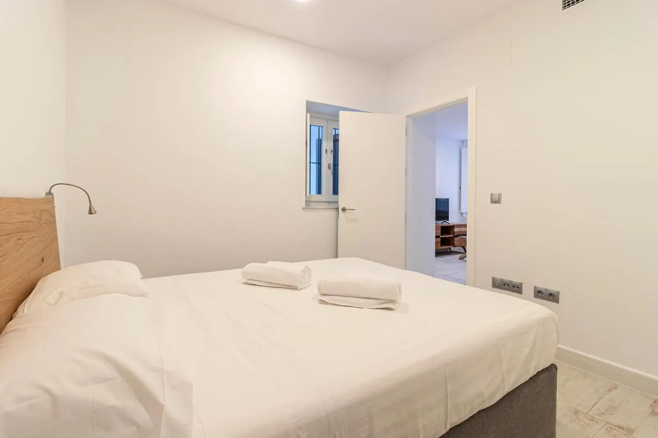 Allo Apartments San Roque Bajo A 加的斯